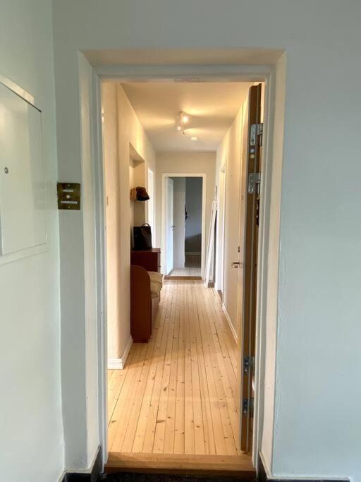 Apartment For Ons Close To Center!