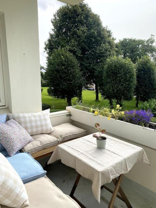 Apartment For Ons Close To Center! *
